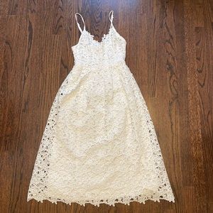LIKE NEW ASTR The Label - white lace dress, size small